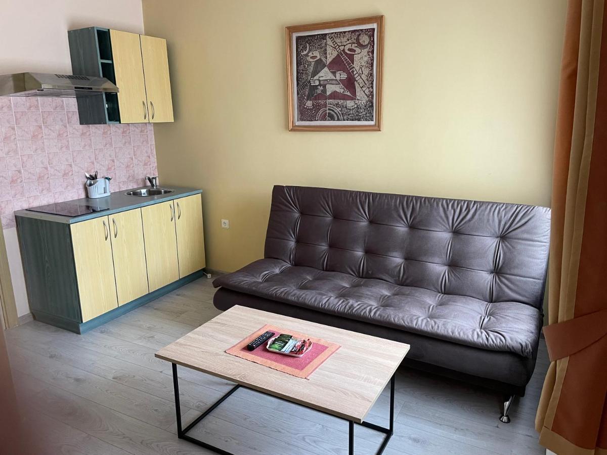 Medziotoju Kiemelis Hotel Palanga Buitenkant foto